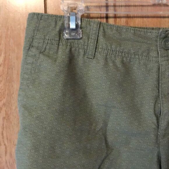 Eddie Bauer Green Diamond Print Cotton Shorts 10 - Picture 2 of 14
